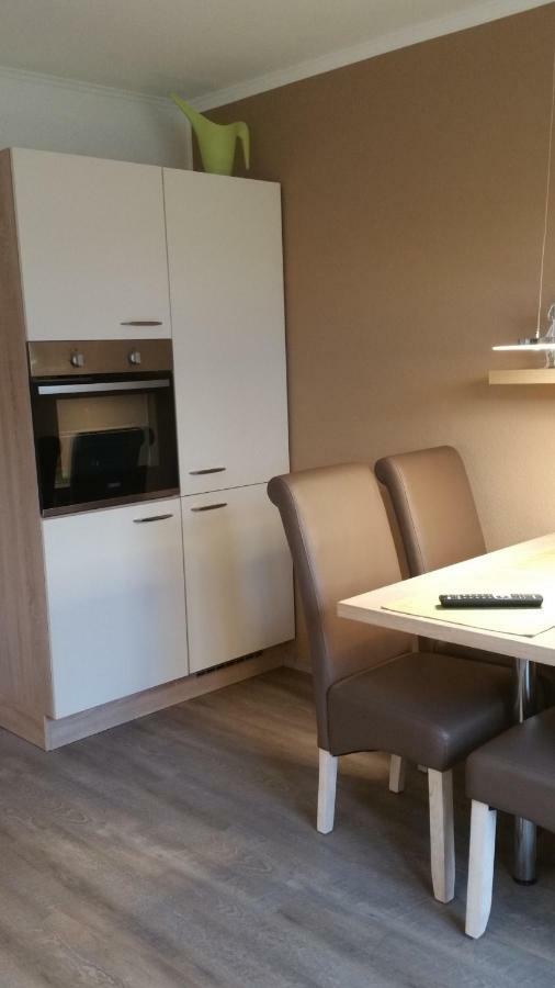Daisys Ferienwohnung 68 ヴィルヘルムスハーフェン エクステリア 写真